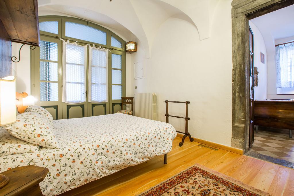 Il Batti Apartment Water Front And Private Beach Toscolano Maderno Exterior foto